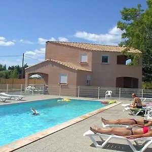 https://les-amandiers.hotels-rhonealpes.com